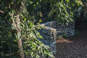 The Long Circle House