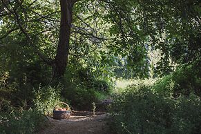 The Long Circle House