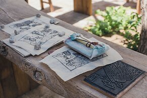 The Long Circle House