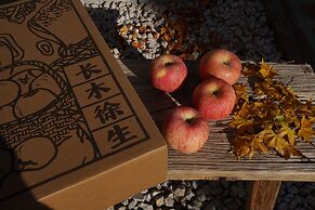 The Long Circle House