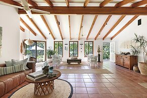 Sensom Boutique Bed and Breakfast