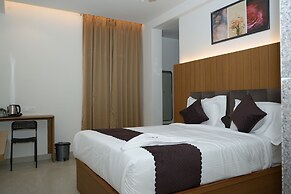 Innzoy Hotels - DLF Road