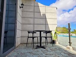 The Waterfront Oasis