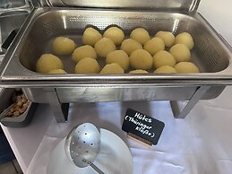 Landhotel Der Distelhof mit Scheunencafé