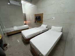 Vrajvashi -Home stay Dwarka