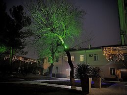 Armon Apart Hotel