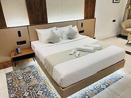 Royal Plaza Inn by RAK Rooms