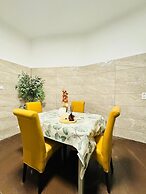 5BR Apt For 10 Walk to Kaufpark Alterlaa