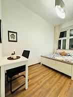 5BR Apt For 10 Walk to Kaufpark Alterlaa