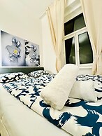 5BR Apt For 10 Walk to Kaufpark Alterlaa