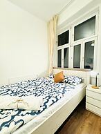 5BR Apt For 10 Walk to Kaufpark Alterlaa