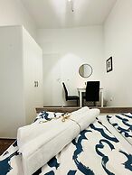 5BR Apt For 10 Walk to Kaufpark Alterlaa