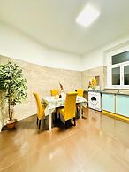 5BR Apt For 10 Walk to Kaufpark Alterlaa