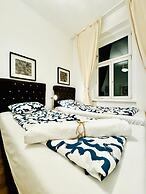 5BR Apt For 10 Walk to Kaufpark Alterlaa