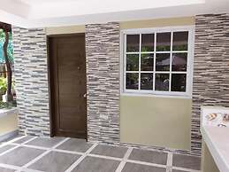 Yuken Mari Beach Haus