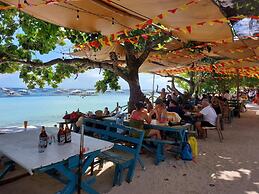 Yuken Mari Beach Haus