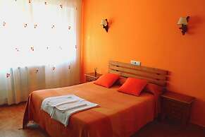 HOSTAL RÍO MUNDO