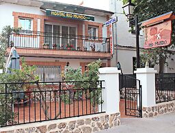 HOSTAL RÍO MUNDO