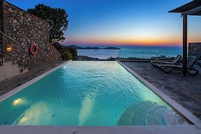 Elounda Sunrise Villa