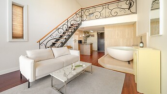 Anmyeondo Bohemia Village Pension