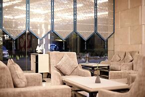 West Internation Hotel