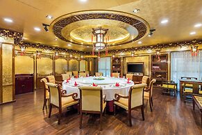 West Internation Hotel