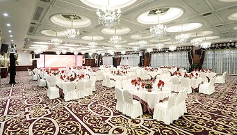 West Internation Hotel