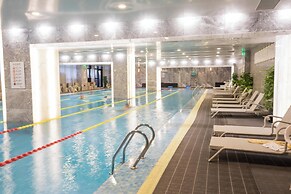 West Internation Hotel