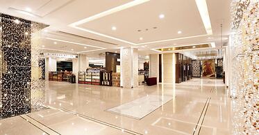 West Internation Hotel