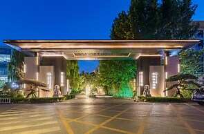 West Internation Hotel