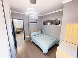 Tech-X apartment hotel