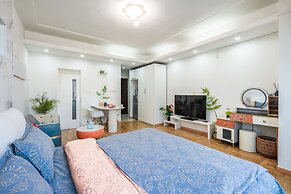 Tech-X apartment hotel