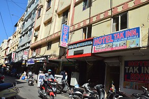 Hotel Tak