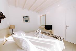 Hotiday Room Collection - Naxos