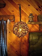 Los Osos Cabin with Private Spa