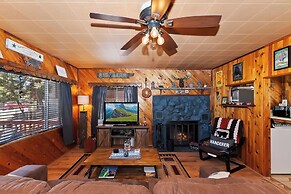 Los Osos Cabin with Private Spa