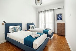Glimmer 2-Bedroom Apartment in Athens
