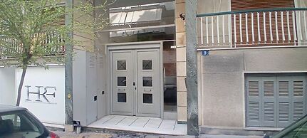 Glimmer 2-Bedroom Apartment in Athens