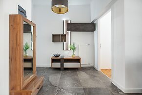 Glimmer 2-Bedroom Apartment in Athens