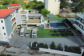 Orient De Galera Beach Resort