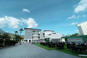 Orient De Galera Beach Resort