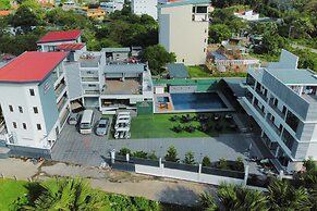 Orient De Galera Beach Resort