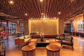 Zoom Hotel jemursasri