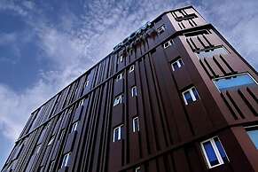 Zoom Hotel jemursasri