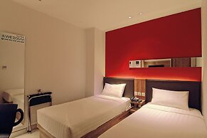 Zoom Hotel jemursasri