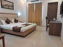 Hotel The Luxem