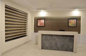 Hotel The Luxem