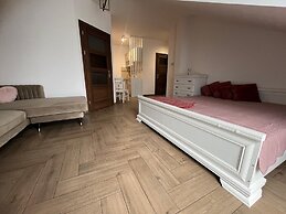 Apartament KOLEJOVA 20 z sypialnią