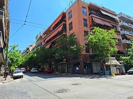 Mellow 2-Bedroom Apartment in Athens