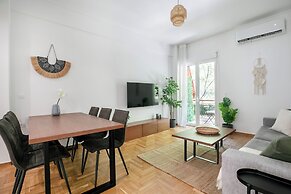 Mellow 2-Bedroom Apartment in Athens